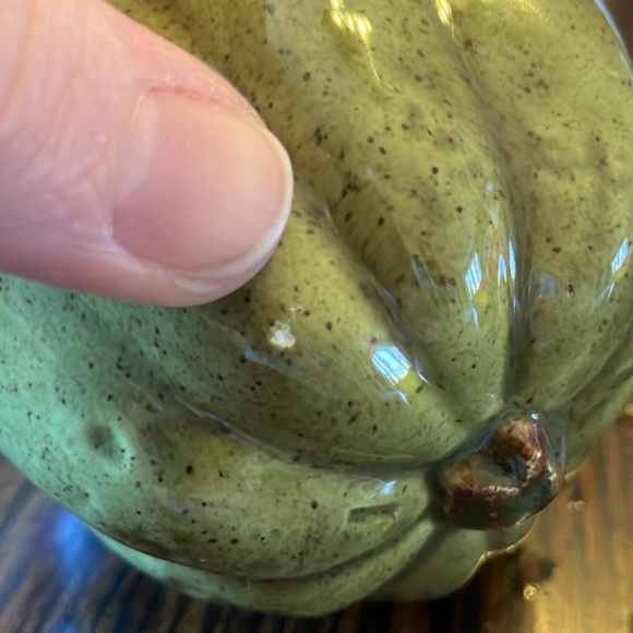 Lot of Ceramic Vintage Fruit/Vegetable Decor - Picture 10 of 14